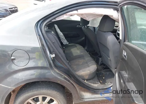 2019 Chevrolet Sonic Lt Auto z USA, uszkodzony, nr VIN 1G1JD5SB2K4114185